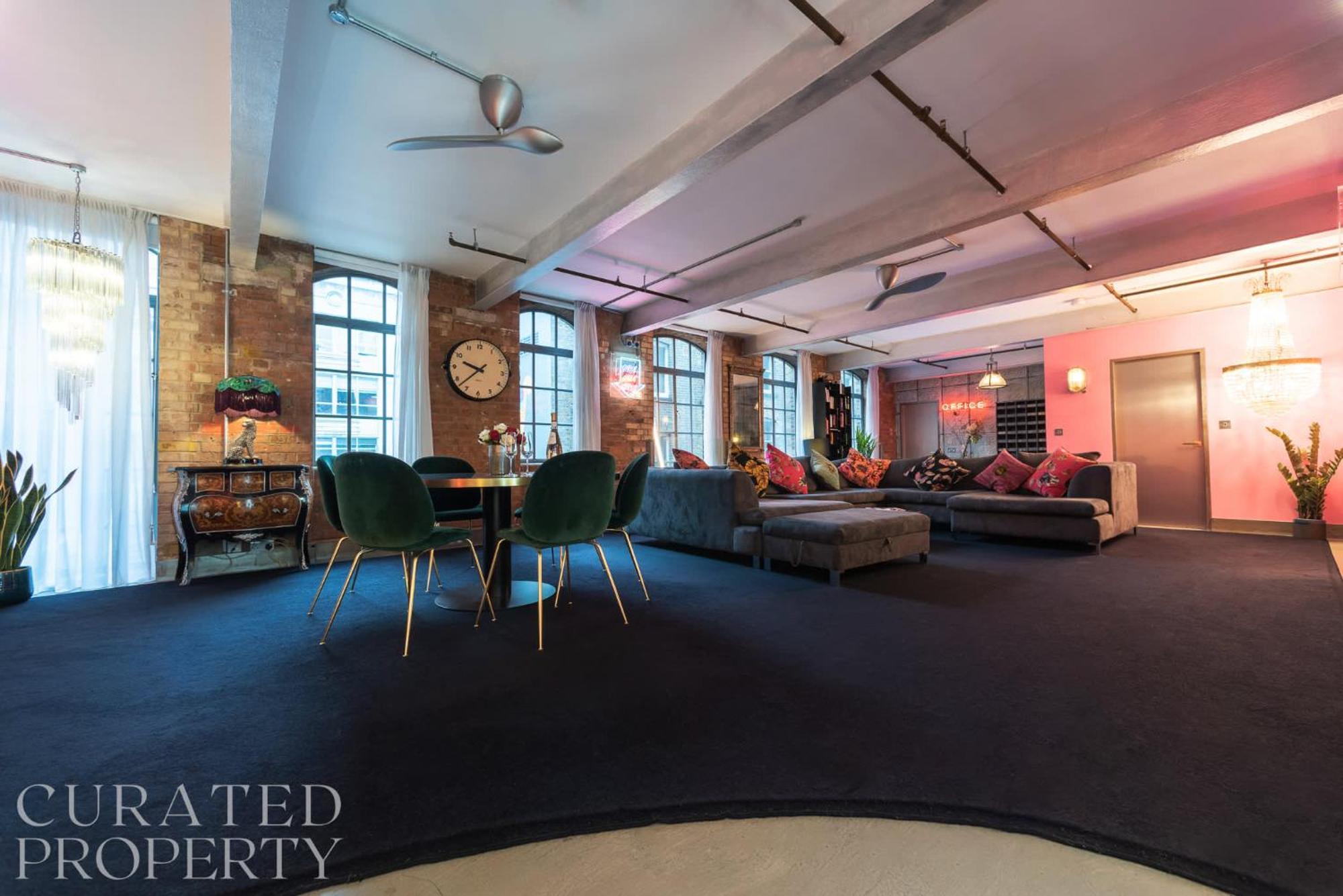 Amazingly Luxurious Loft Apartment, Soho - 3 Bedrooms, 2 Bath & Office Лондон Екстериор снимка
