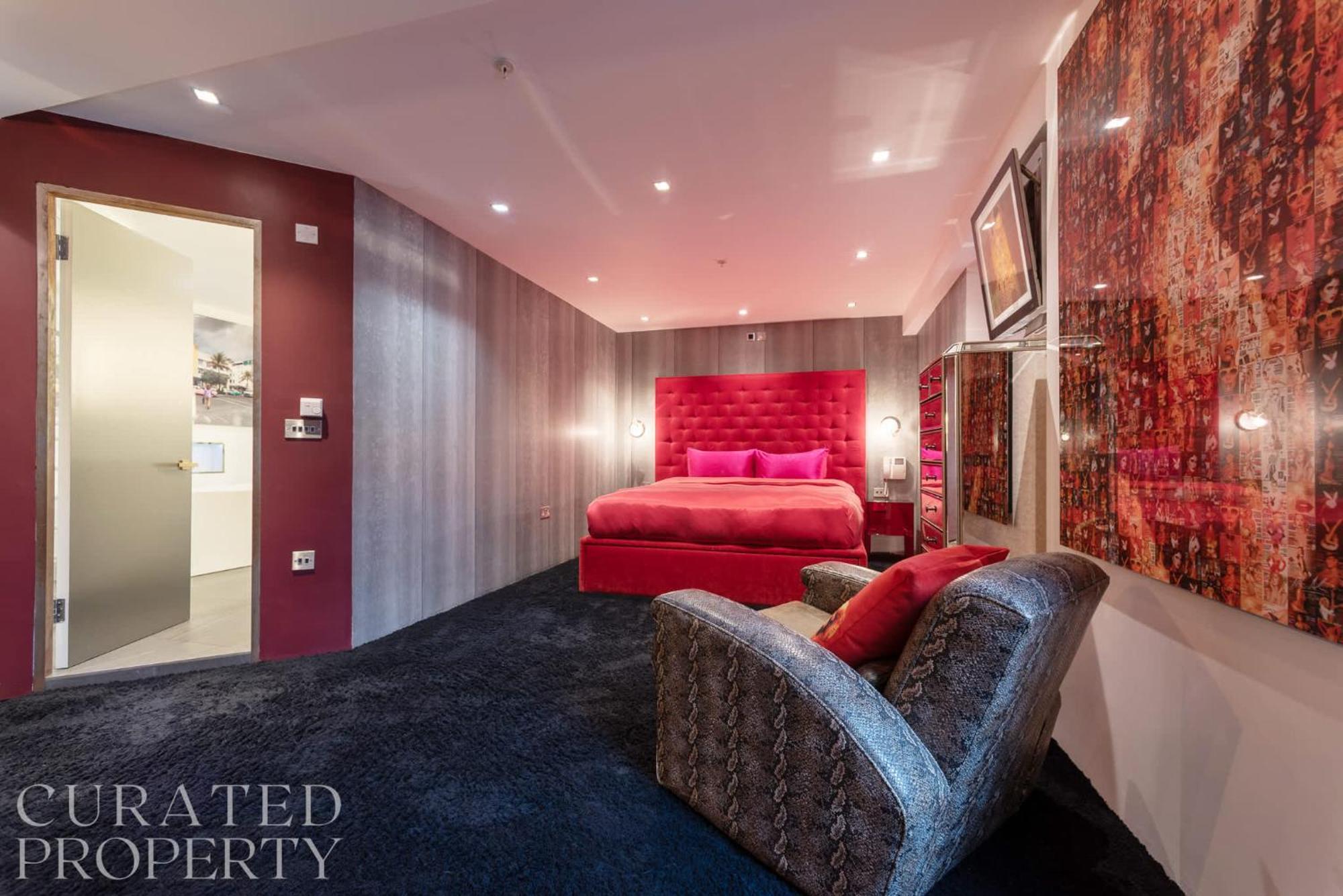 Amazingly Luxurious Loft Apartment, Soho - 3 Bedrooms, 2 Bath & Office Лондон Екстериор снимка