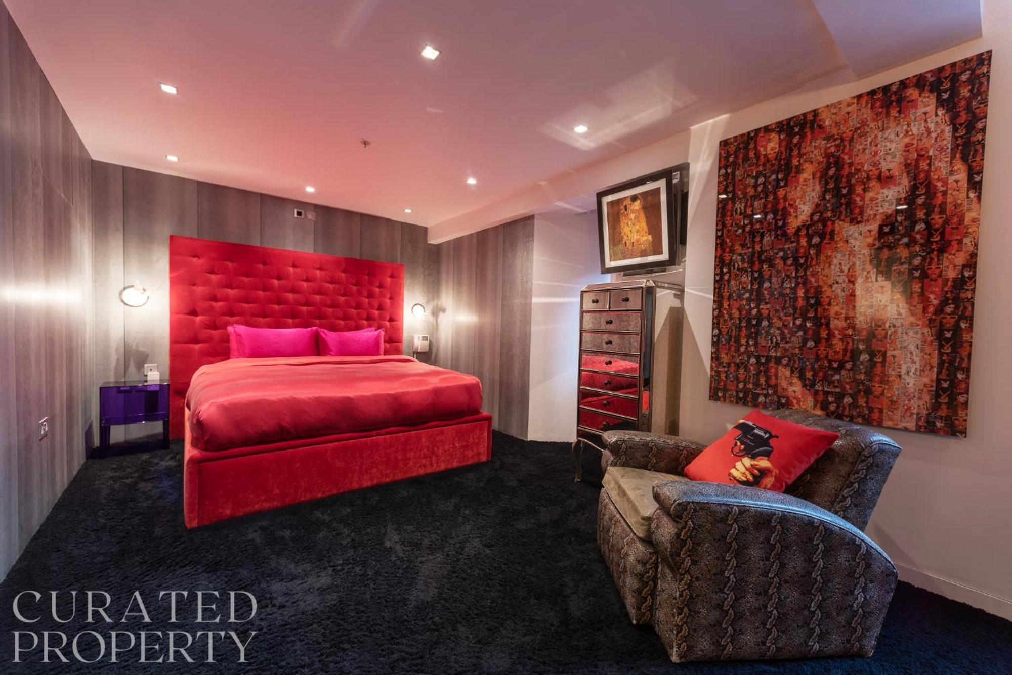 Amazingly Luxurious Loft Apartment, Soho - 3 Bedrooms, 2 Bath & Office Лондон Екстериор снимка