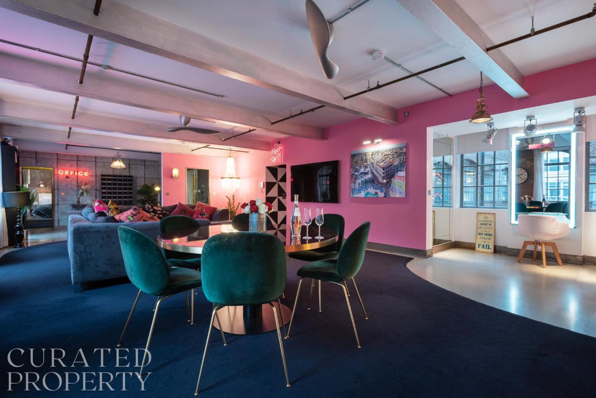 Amazingly Luxurious Loft Apartment, Soho - 3 Bedrooms, 2 Bath & Office Лондон Екстериор снимка