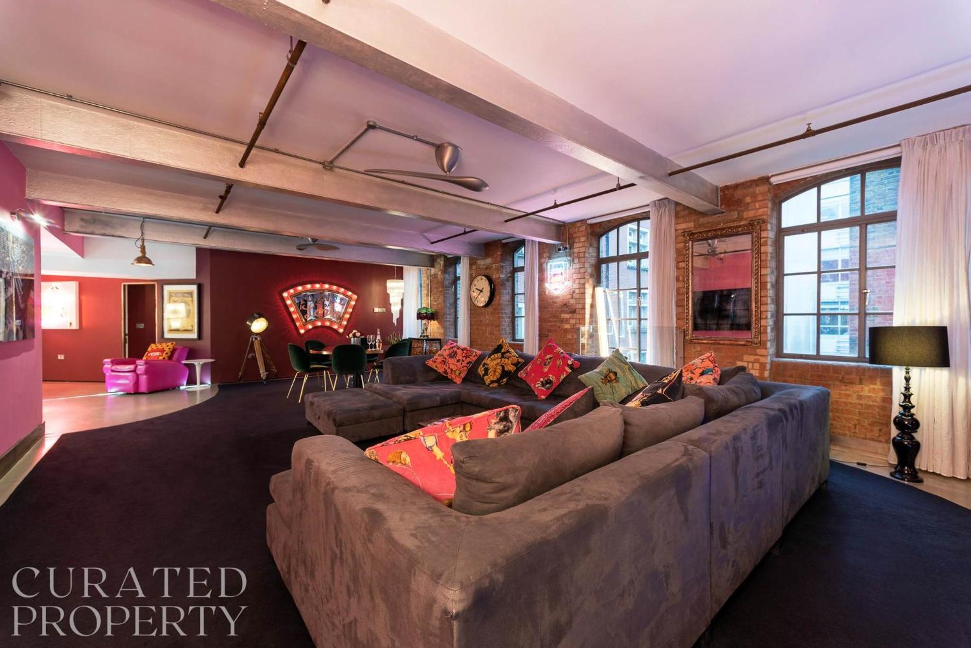 Amazingly Luxurious Loft Apartment, Soho - 3 Bedrooms, 2 Bath & Office Лондон Екстериор снимка